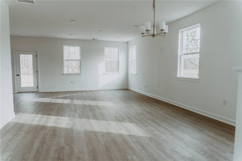 Photo 14 of 40 residential for sale in Chesapeake virginia Photo 14 of 40 residential for sale in Chesapeake virginia