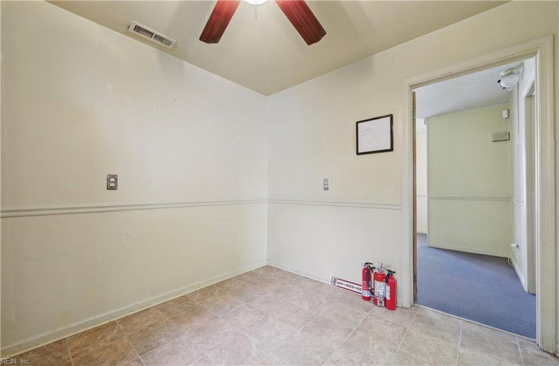 Photo 12 of 23 residential for sale in Hampton virginia