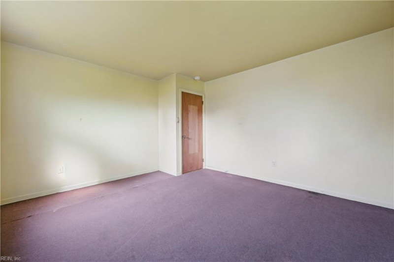 Photo 16 of 23 residential for sale in Hampton virginia