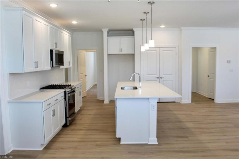 Photo 12 of 24 residential for sale in Chesapeake virginia