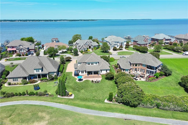 Photo 47 of 50 residential for sale in Suffolk virginia Photo 47 of 50 residential for sale in Suffolk virginia
