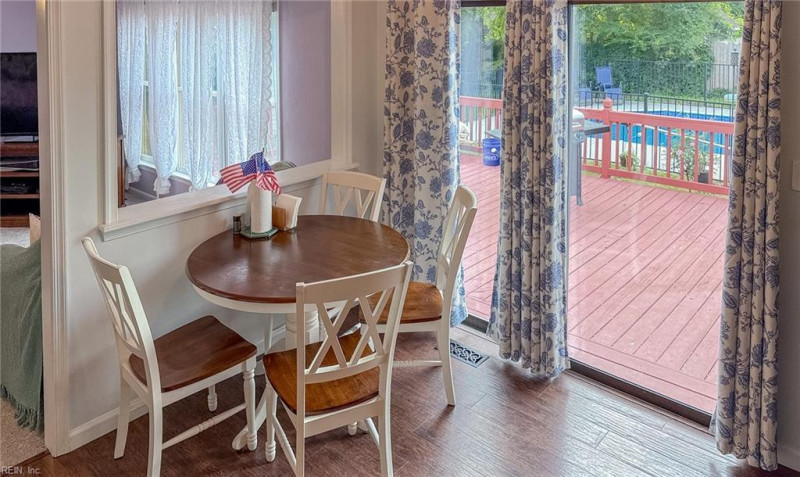 Photo 15 of 33 residential for sale in Virginia Beach virginia
