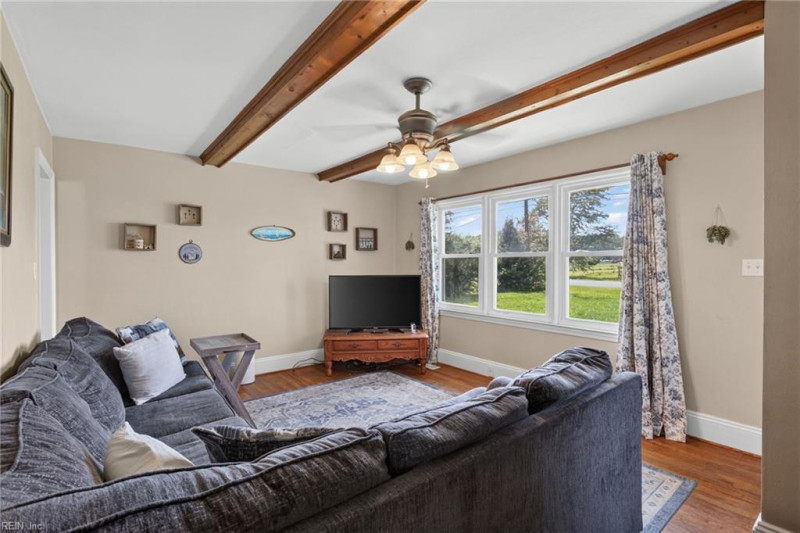 Photo 6 of 30 residential for sale in Suffolk virginia
