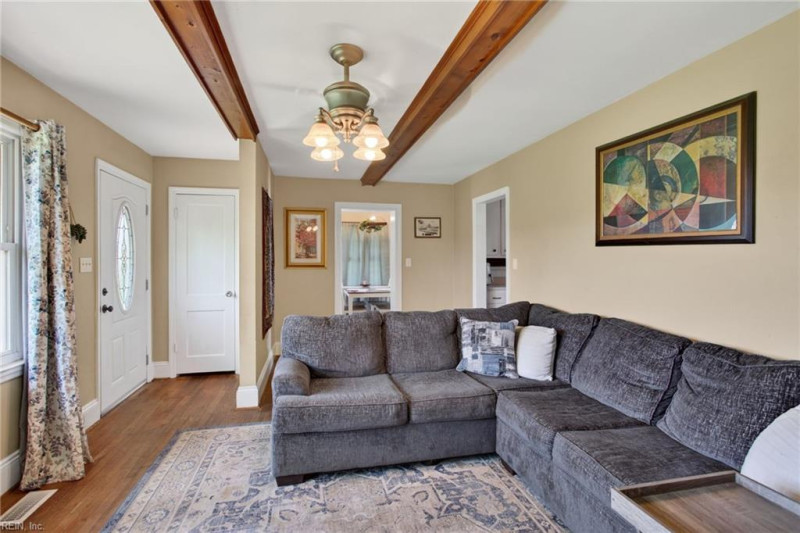 Photo 7 of 30 residential for sale in Suffolk virginia