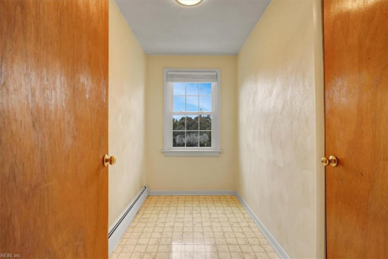 Photo 36 of 46 residential for sale in Norfolk virginia Photo 36 of 46 residential for sale in Norfolk virginia