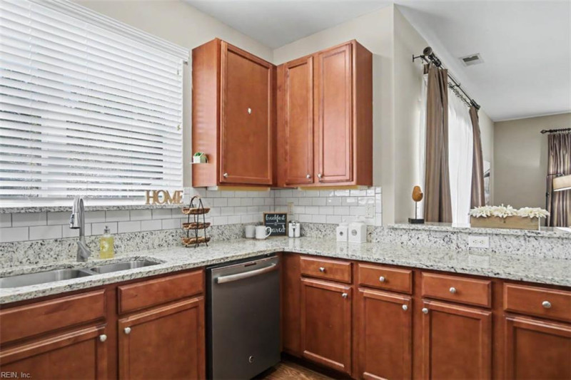 Photo 15 of 32 residential for sale in Virginia Beach virginia Photo 15 of 32 residential for sale in Virginia Beach virginia