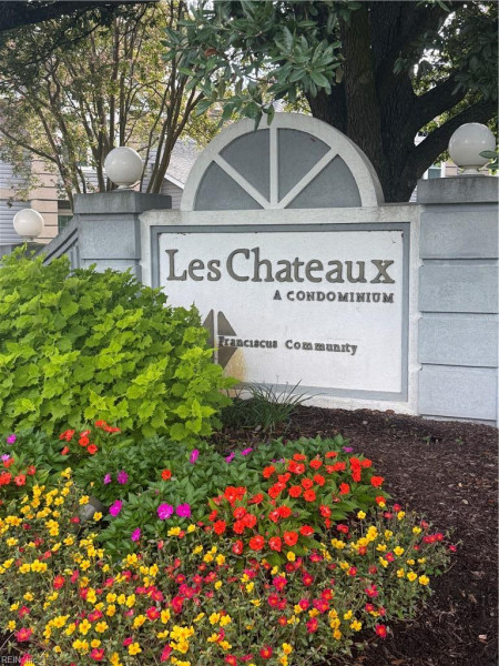 Photo 2 of 14 residential for sale in Chesapeake virginia Photo 2 of 14 residential for sale in Chesapeake virginia