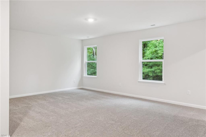 Photo 12 of 33 residential for sale in Suffolk virginia