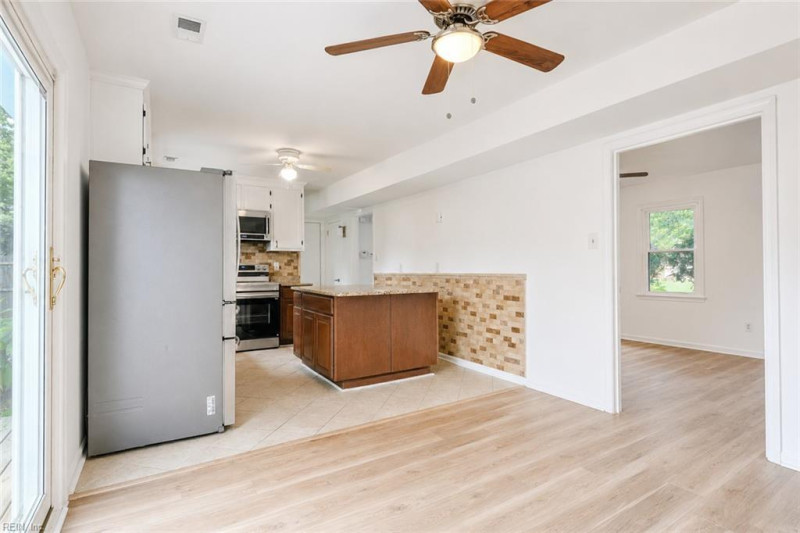 Photo 10 of 19 residential for sale in Hampton virginia