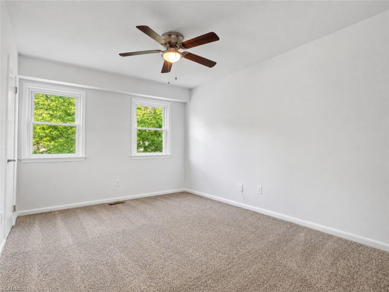 Photo 12 of 19 residential for sale in Hampton virginia