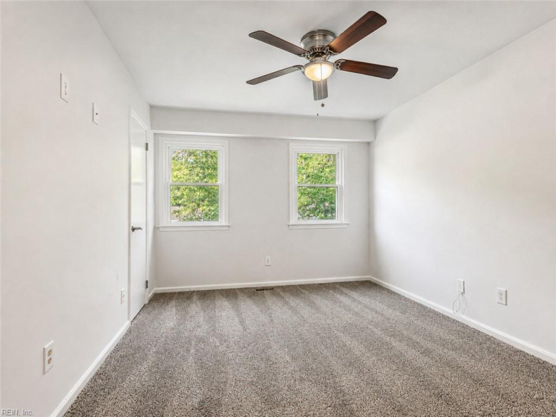 Photo 14 of 19 residential for sale in Hampton virginia