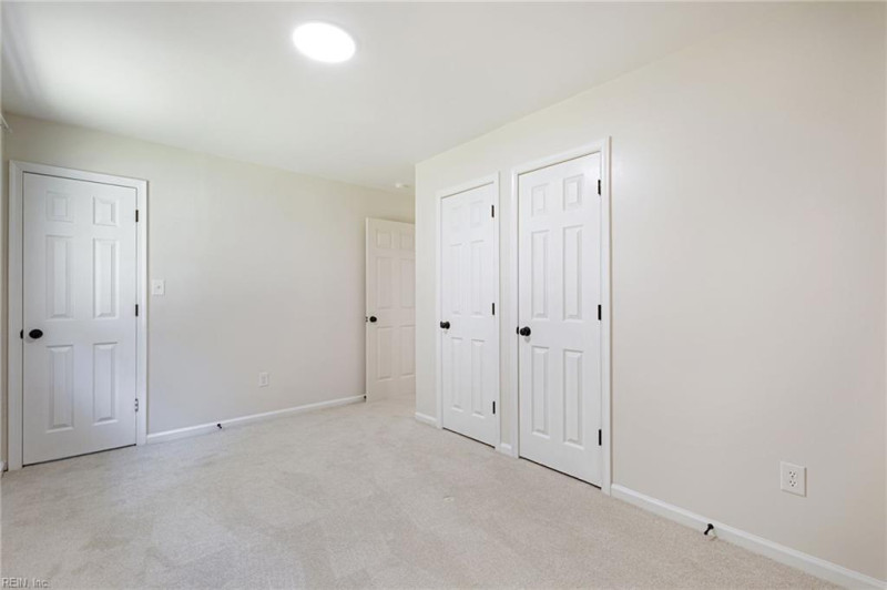 Photo 14 of 25 residential for sale in James City County virginia