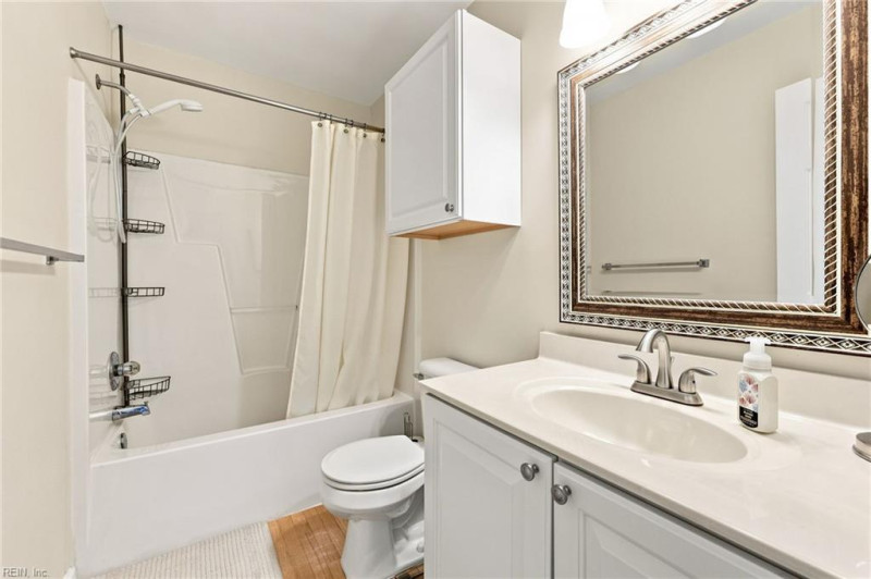 Photo 14 of 25 residential for sale in Chesapeake virginia Photo 14 of 25 residential for sale in Chesapeake virginia