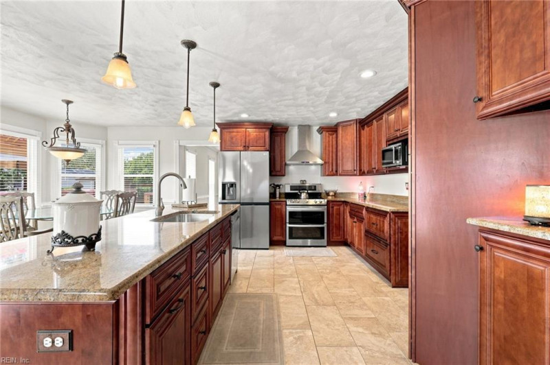 Photo 6 of 50 residential for sale in Chesapeake virginia Photo 6 of 50 residential for sale in Chesapeake virginia