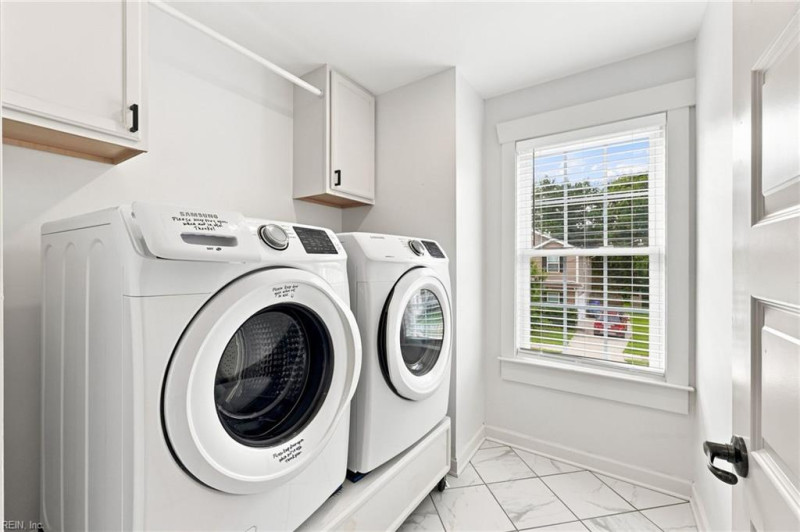 Photo 33 of 50 residential for sale in Norfolk virginia