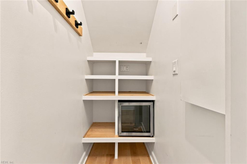 Photo 35 of 50 residential for sale in Norfolk virginia