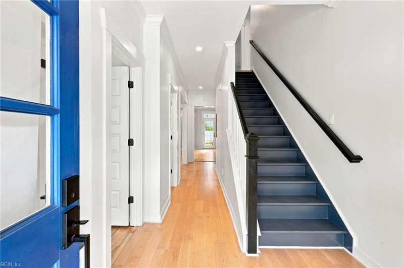Photo 4 of 50 residential for sale in Norfolk virginia