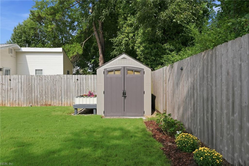 Photo 44 of 50 residential for sale in Norfolk virginia