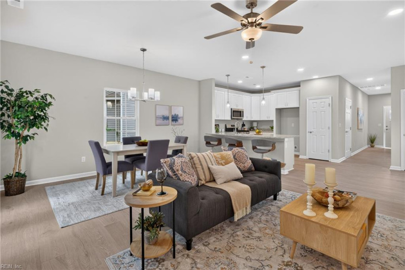 Photo 14 of 30 residential for sale in Chesapeake virginia