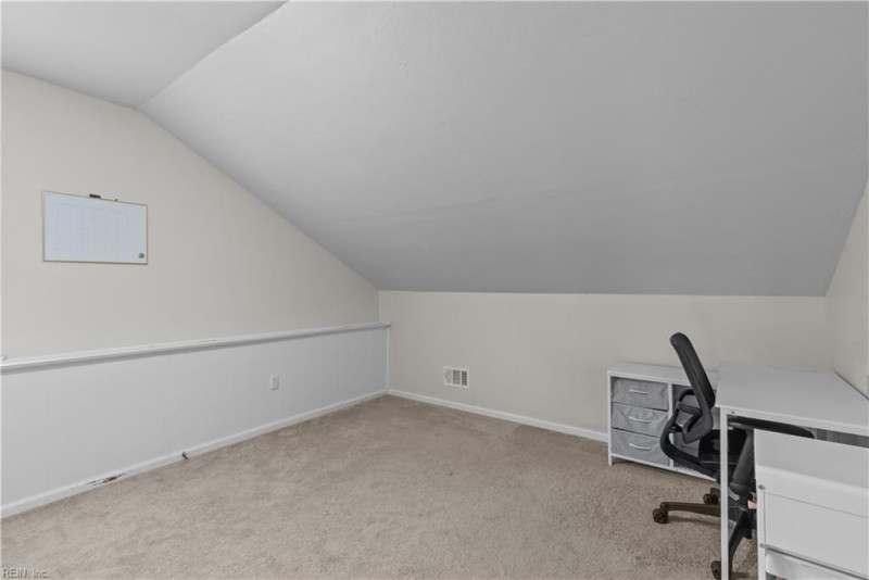 Photo 19 of 35 residential for sale in Chesapeake virginia Photo 19 of 35 residential for sale in Chesapeake virginia