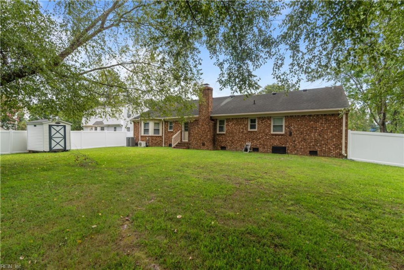 Photo 4 of 35 residential for sale in Chesapeake virginia Photo 4 of 35 residential for sale in Chesapeake virginia