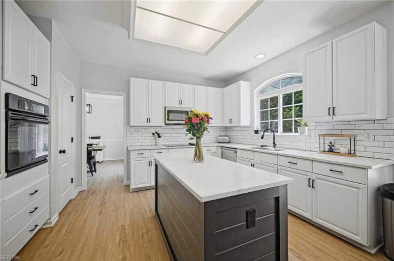 Photo 9 of 50 residential for sale in Chesapeake virginia Photo 9 of 50 residential for sale in Chesapeake virginia