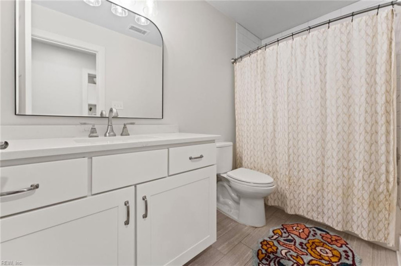 Photo 10 of 37 residential for sale in Newport News virginia