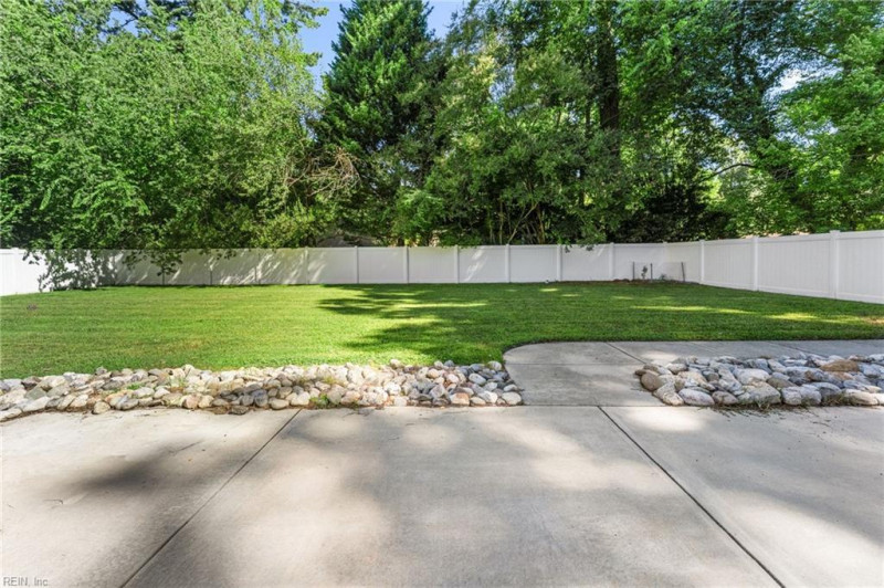Photo 25 of 37 residential for sale in Newport News virginia