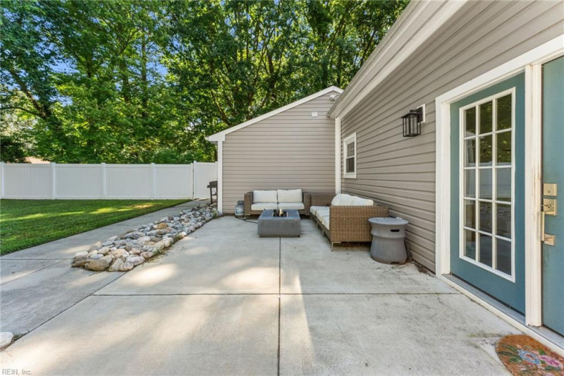 Photo 26 of 37 residential for sale in Newport News virginia