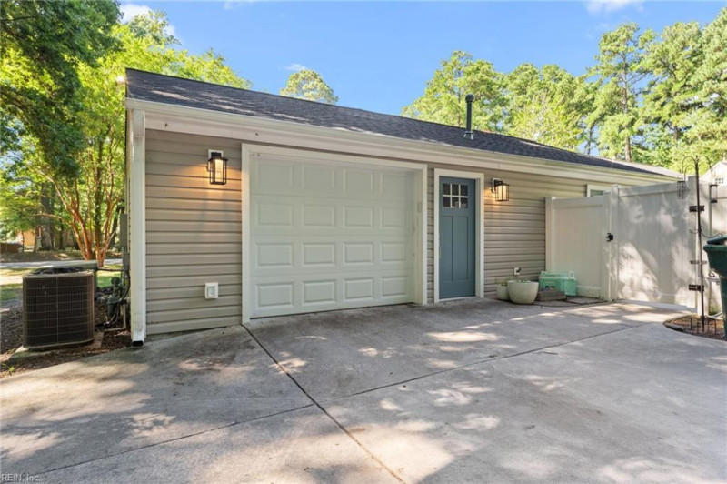 Photo 31 of 37 residential for sale in Newport News virginia