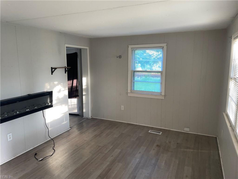 Photo 7 of 22 residential for sale in Franklin virginia Photo 7 of 22 residential for sale in Franklin virginia