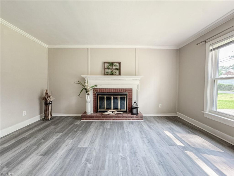 Photo 6 of 28 residential for sale in Chesapeake virginia Photo 6 of 28 residential for sale in Chesapeake virginia