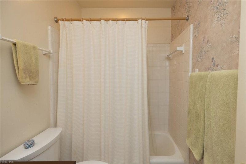 Photo 26 of 40 residential for sale in Norfolk virginia Photo 26 of 40 residential for sale in Norfolk virginia