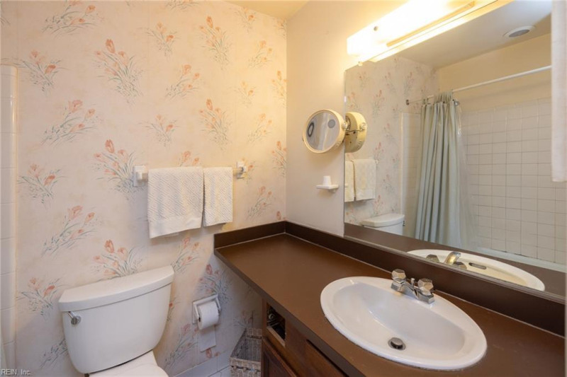Photo 31 of 40 residential for sale in Norfolk virginia Photo 31 of 40 residential for sale in Norfolk virginia