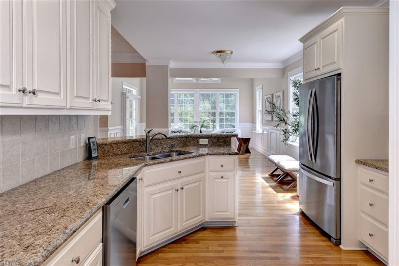 Photo 14 of 50 residential for sale in James City County virginia
