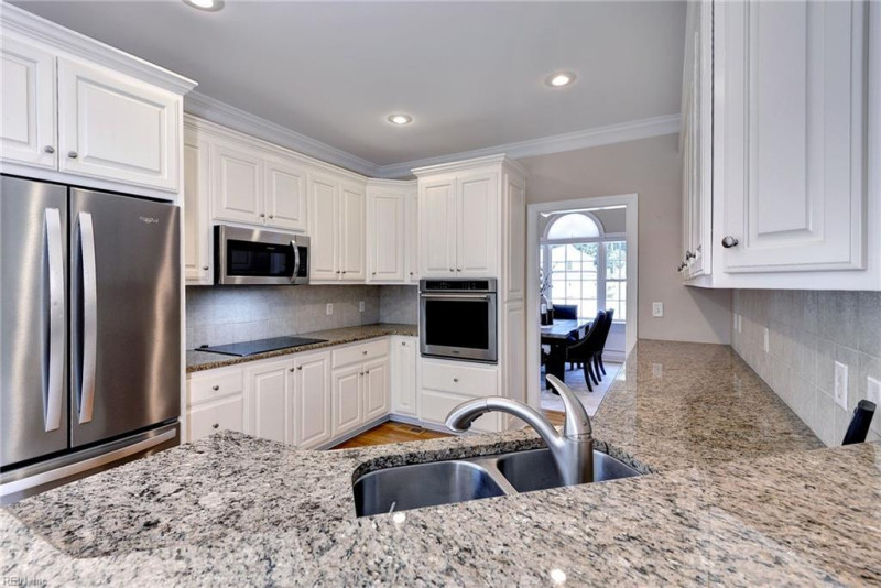 Photo 17 of 50 residential for sale in James City County virginia
