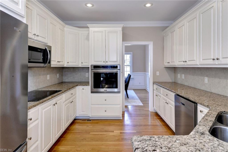 Photo 18 of 50 residential for sale in James City County virginia
