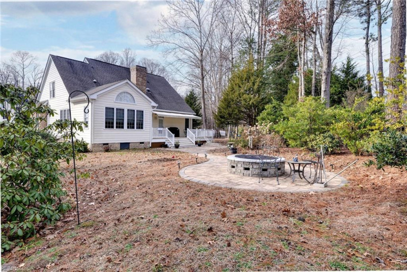 Photo 41 of 50 residential for sale in James City County virginia