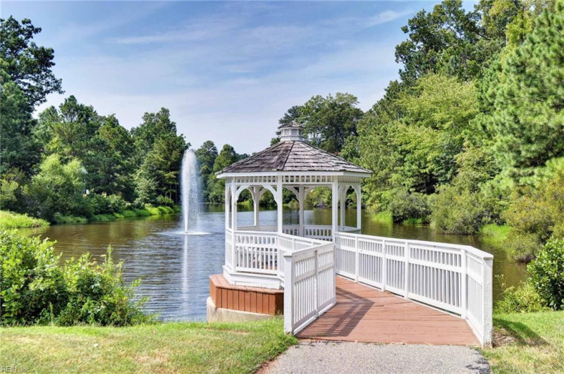 Photo 44 of 50 residential for sale in James City County virginia