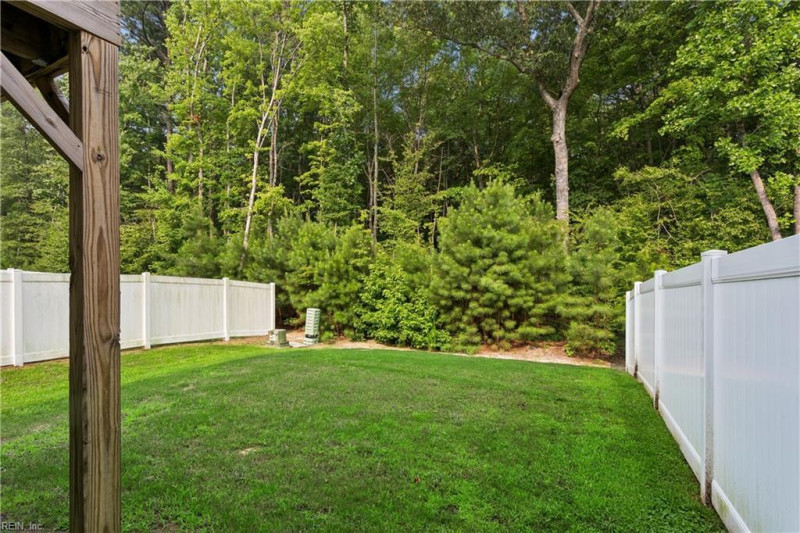Photo 33 of 38 residential for sale in Poquoson virginia