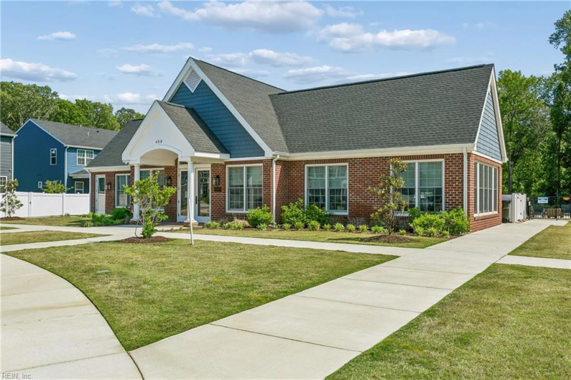 Photo 35 of 38 residential for sale in Poquoson virginia