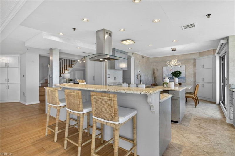 Photo 14 of 50 residential for sale in Virginia Beach virginia