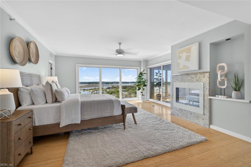 Photo 25 of 50 residential for sale in Virginia Beach virginia