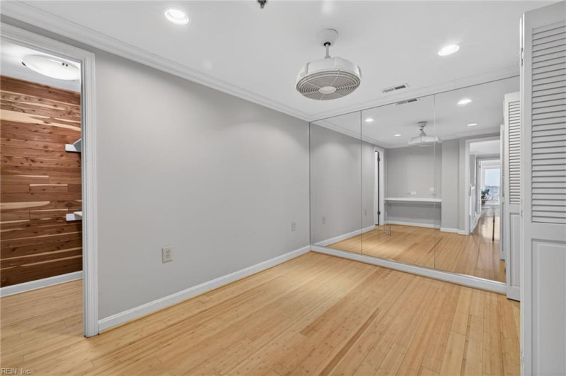 Photo 34 of 50 residential for sale in Virginia Beach virginia