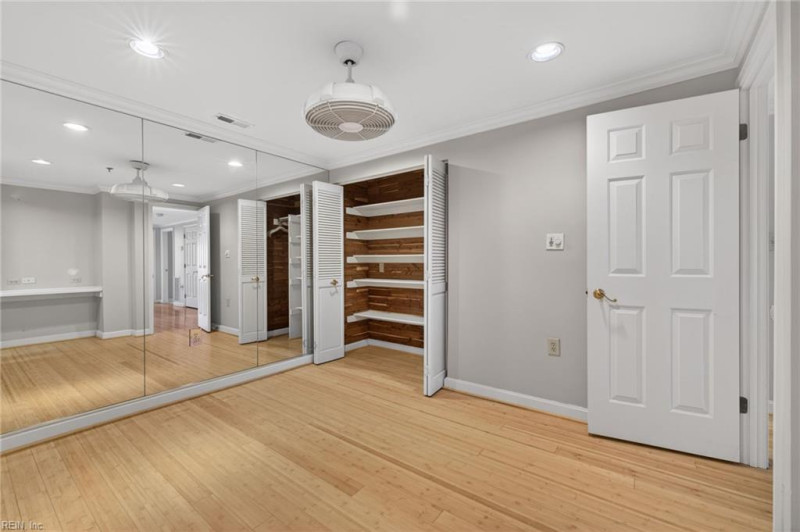 Photo 35 of 50 residential for sale in Virginia Beach virginia