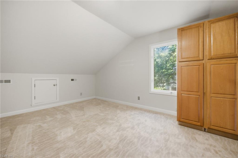 Photo 21 of 35 residential for sale in Chesapeake virginia