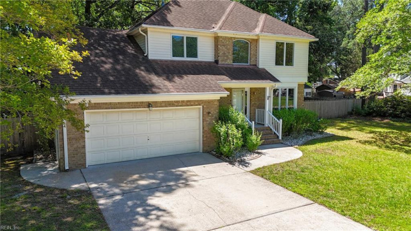 Photo 3 of 35 residential for sale in Chesapeake virginia