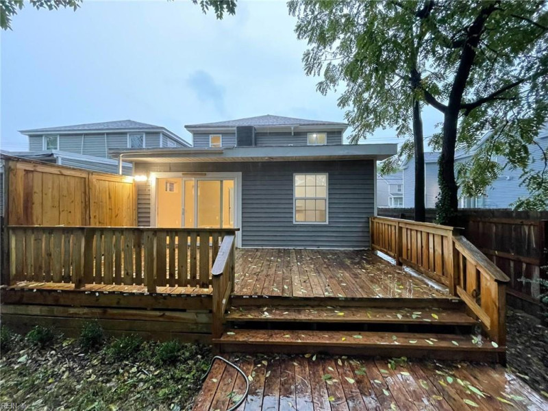 Photo 18 of 19 residential for sale in Norfolk virginia