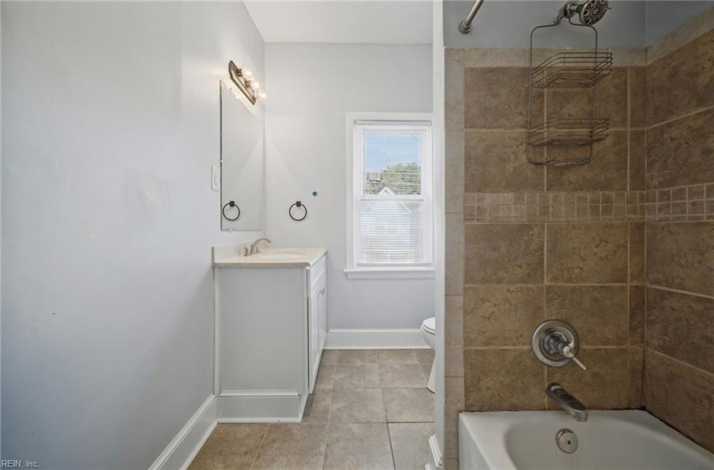 Photo 15 of 25 residential for sale in Norfolk virginia