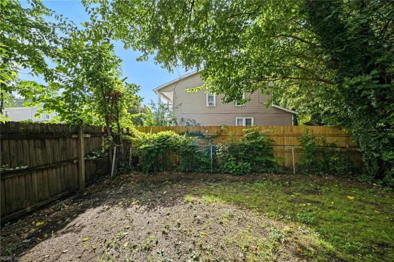 Photo 22 of 25 residential for sale in Norfolk virginia